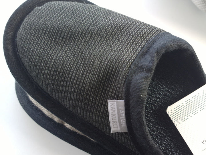 Onni slippers, black